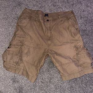 Levi’s khaki shorts size 44